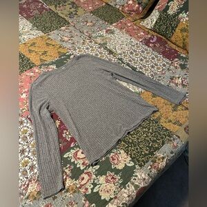 BP plus gray long sleeve tee. 2x. Ribbed style